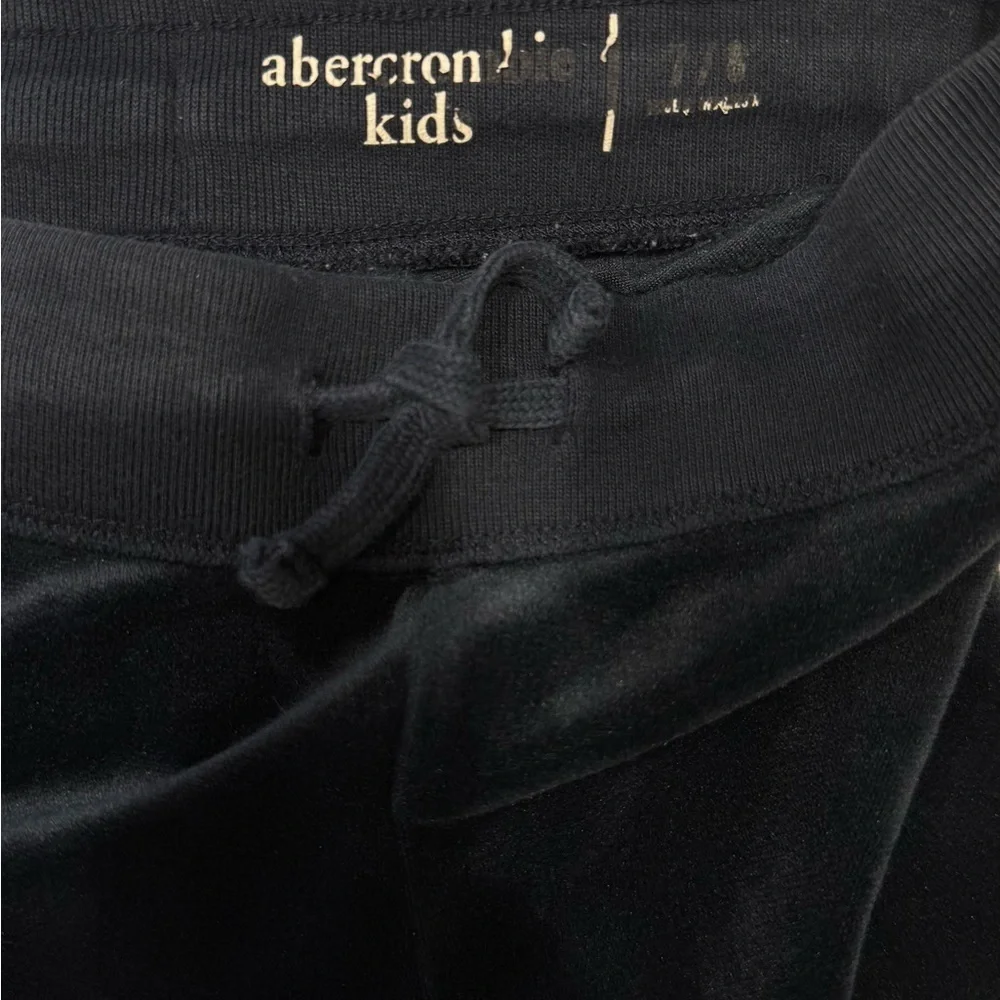 Girls Abercrombie and Fitch Velour Joggers